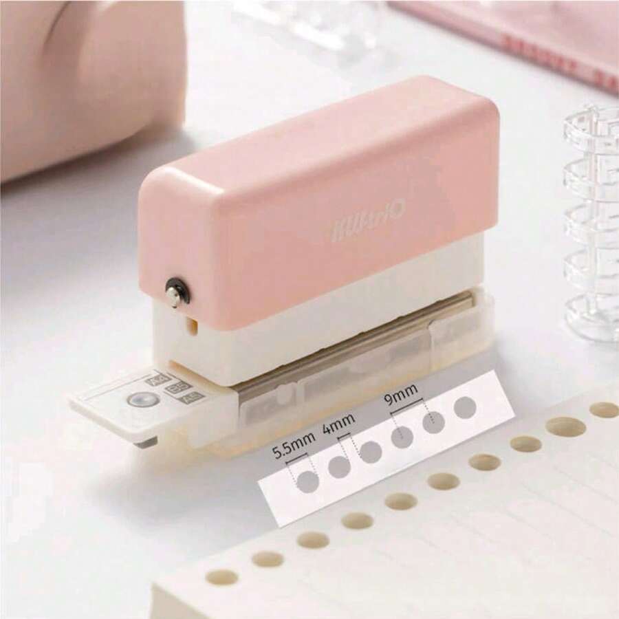 1 cái dụng cụ đục lỗ giấy cầm tay nhiều lỗ, thiết kế 6 lỗ kèm khay đựng giấy vụn và thước kẻ, máy đục lỗ giấy, đồ dùng học tập tựu trường - A - Xem 1
