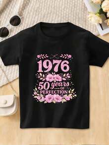Camiseta de mujer de cumplea?os de 1976, regalo floral, cuello redondo, corte relajado, informal, ajuste cómodo, estampado llamativo. - Negro - Ver 1