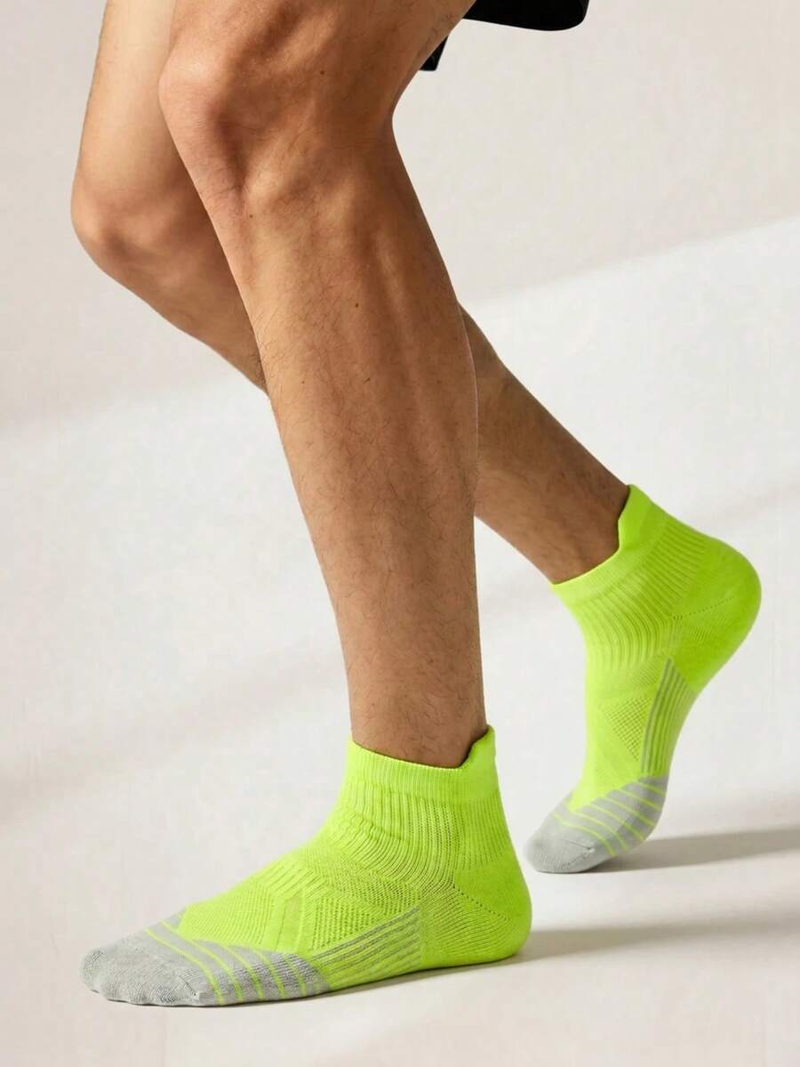 Driftmere 1/3/4 Pasang Kaos Kaki Kompresi untuk Lari Pria dan Wanita, Kaos Kaki Atletik Pendek, Bernapas, Ringan, dan Setinggi Mata Kaki dengan Dukungan Lengkungan Kaki untuk Maraton, Mendaki, dan Olahraga di Gym. - MultiWarna - View 1