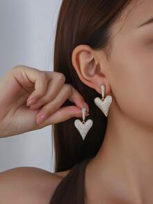 2pcs European And American Luxury Micro-Inlaid Zirconia Heart Stud Earrings, Fashionable Versatile Elegant Jewelry Suitable For Women's Party, Gathering And Commute Wear - Multicolor - View 2