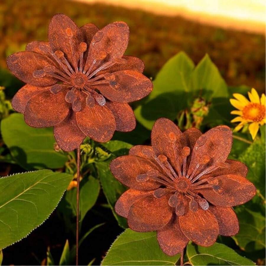 1pc Vintage Distressed Rusty Iron Double-Layer Flower Stake, Outdoor Garden Yard Potted Plant Ground Spike, Balcony Planter Landscape Metal Decorative Plug-In - Flowers With a Flower Center - View 1