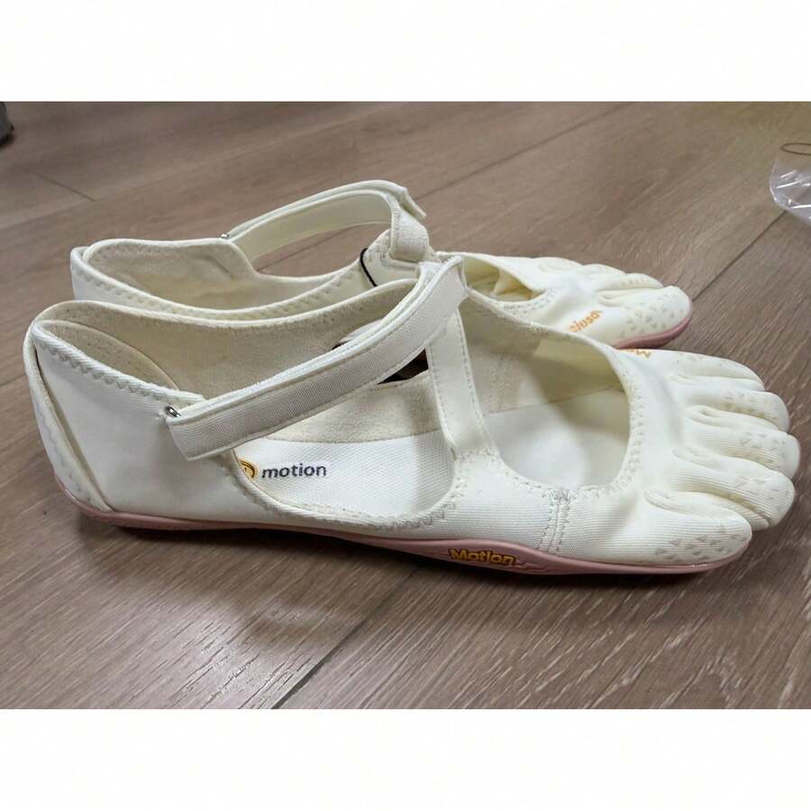 Five Finger Shoes Women Mary Jane Ballet Flats Cross Strap Yoga Sneakers Barefoot Fitness Shoes Lightweight Breathable Walking - White - View 1