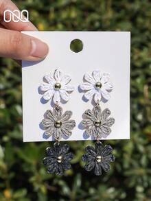OOQ 1 Pair Summer Bohemian Vacation Style Raffia Handmade Gradient Color 3D Hollow Floral Earrings, Elegant Fashion Minimalist High-End Ins Style Floral Tassel Long Earrings, Suitable For Women's Daily Wear, Vacation, Party - Black - View 2