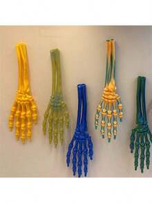 5pcs/Set 3D Printed Halloween Decorations, Christmas Decorations, Movable Joint Creative Collectible Figurines, Toys, New Year Gifts - Skeleton Hand - View 1