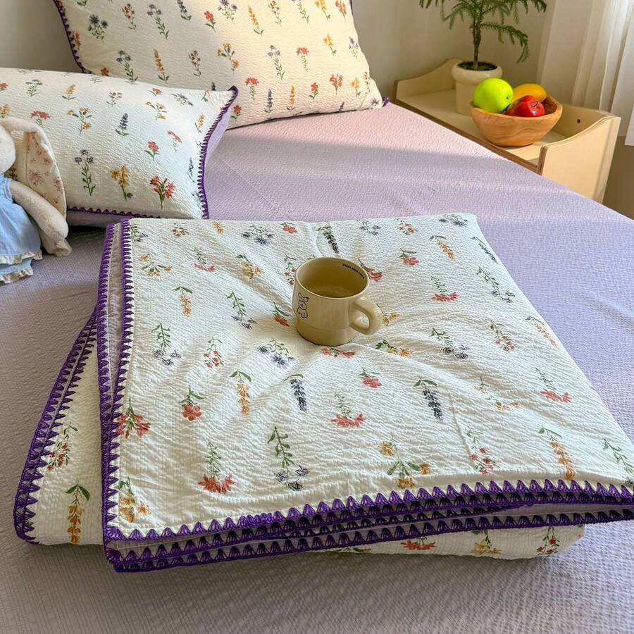 1pc Quilted Summer Air Conditioning Blanket With Hook And Lace Trim, Cute Pastoral Style, Soft And Comfortable Bedding, Suitable For Dorm, Bedroom, Apartment, Spring And Summer - Mauve Purple - View 1