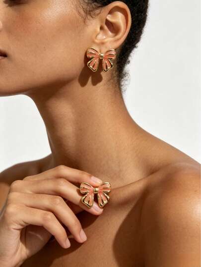 Korean Style Girl Pink Glazed Bow Enamel Earrings, Hypoallergenic Skin-Friendly Stainless Steel Base Wear-Resistant Scratch-Resistant, Suitable For Vacation Afternoon Tea Commute Shopping Wear, Valentine's Day Gift Best Friend Party Atmosphere Exquisite Accessory, Gilded Outline Pleated Satin Ribbon Texture, Summer Picnic Birthday Party Daily Commute Versatile Jewelry, Hypoallergenic Metal Material, Business Dinner Photo School Atmosphere Earrings, Outdoor Picnic Music Festival Outfit Accessory, Cafe Afternoon Tea Commute Date Accessory, Workplace Outfit Business Travel High-End Occasion Eye-Catching Item