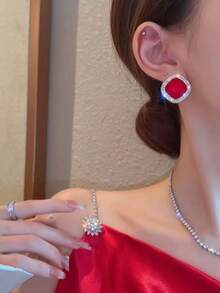 1 Stück französische elegante hochwertige quadratische Ohrringe mit doppellagiger Strass-Verzierung, Nischen-Design, vielseitige Ohrstecker - Verschiedenfarbig - Übersicht 1