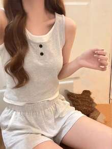 女款夏季新款加墊背心與寬鬆休閒短褲2件式睡衣套裝，無袖露背居家服，優雅風格 - 灰色 - 查看 2