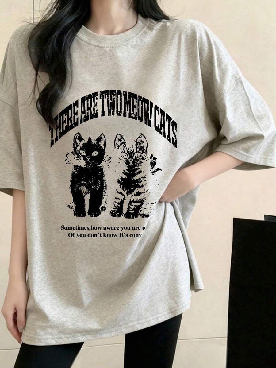 女款圓領寬鬆休閒T恤,可愛貓咪字母印花,適合春夏穿著 - 淺花灰 - 查看 1