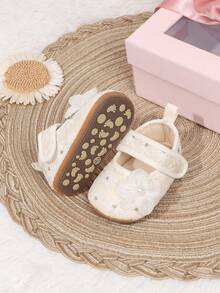 1 paire de chaussures de marche antidérapantes pour bébé fille 0-15 mois, en tissu avec broderie florale, fermeture à scratch, style Mary Jane princesse mignon et doux, pour printemps et automne - Blanc - Voir 2