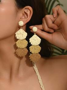 OOQ Par de Pendientes Largos Hechos Mano Estilo Bohemio con Borlas de Rafia y Conchas, Pendientes de DiseñGeométrico Ideales para Playa, Vacaciones, Festivales, Fiestas,ías Festivos, - Caqui degradado - Ver 5
