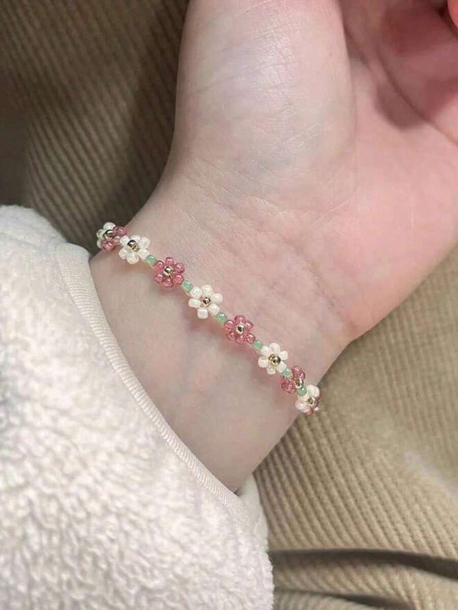 This New Fashionable Pearl Flower Elastic Adjustable Beaded Bracelet Is A Sweet And Simple Accessory Suitable For Women To Wear. - Pink and White - View 1