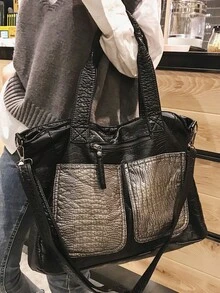 黑色PU皮革柔軟鱷魚紋大容量托特包，多口袋設計，肩背與斜背雙用背帶，可容納16吋筆電與文件夾，適合上班、購物、旅行、度假與休閒穿搭，適合喜歡大包款的顧客 - 黑色 - 查看 4