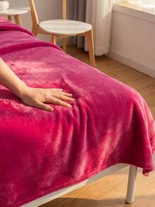 1pc Solid Color Flannel Blanket (Multi-Color Optional) Lightweight Blanket, All-Season Multi-Purpose Throw, Bedding, Comfortable And Warm Blanket, Skin-Friendly Soft Nap Blanket, Casual Style, Stitched Home Textile, Sofa, Bedroom, Living Room Multi-Purpose Blanket, Suitable For All Seasons, Bedroom Decor Blanket, Gift, Machine Washable - Hot Pink - View 7