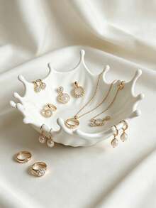 1pc Water Splash Design Jewelry Tray, Capturing The Dynamic Moment Into A Unique Home Decor Item. Fluid And Graceful Water Ripple Edge Design, As If Freezing The Instant Of Water Droplets Splashing, Pure White Soft And Warm, Can Store Rings, Earrings, Necklaces And Other Delicate Jewelry, Adding A Fresh And Healing Atmosphere To The Desktop, No Base,Bedroom Room Decor,Back To School - View 8