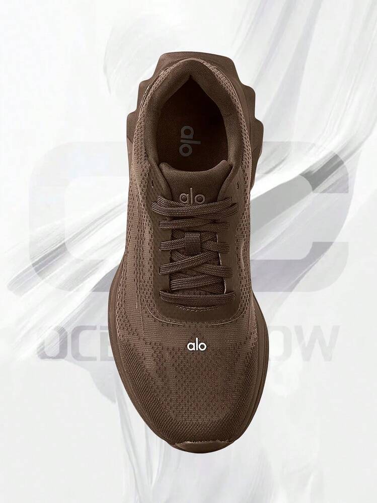 ALO Runner - Espresso - View 4
