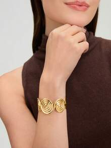 Ashenrae Gold Flower Openable Bangle Bracelet, Women's Jewelry Accessory - Roud Circle Bracelet - View 4