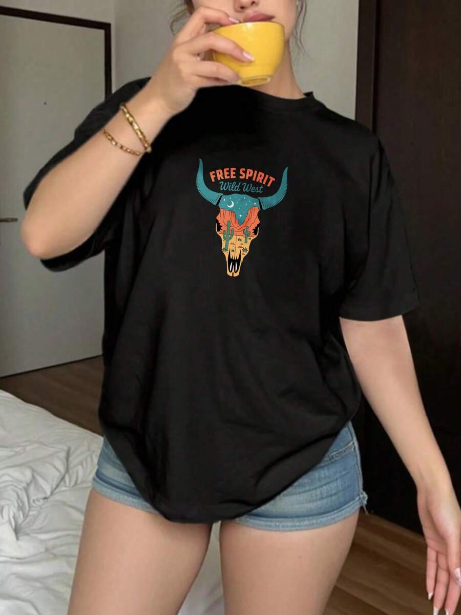 Camiseta de Manga Corta con Estampado de Cráneo de Toro y Texto Free Spirit Wild West para Mujer Ideal para Ocasiones Casuales y Verano - Negro - Ver 1