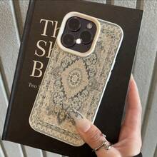 1 buah Casing Ponsel Bahan TPU Motif Bunga Karpet Persia Abu-abu Biru Retro Kompatibel dengan iPhone 17 Pro Max/17/16 Pro Max/15/13/12/11/ S20 FE/A15/S24/A55/ Note 11/Note 12/Note 13 Pro Pelindung Lembut Anti Jatuh Cakupan Penuh - Putih - View 2
