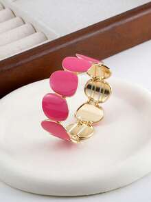 pieza de pulsera elegante de diseñminimalista en rojo rosa, pulsera única y lujosa para mujeres, adecuada para uso diario y como regalo. - Rosa Fucsia - Ver 1