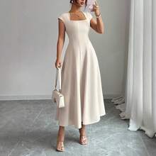 New And Elegant Long Dress With Short Sleeves And Square Neck. - 白色 - 查看 1