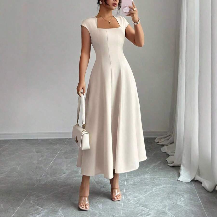 New And Elegant Long Dress With Short Sleeves And Square Neck. - 白色 - 查看 1