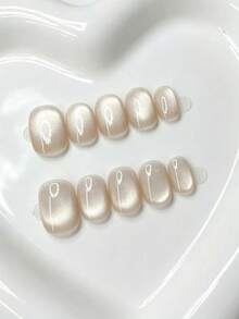 Toloky 短圓形裸色牛奶貓眼穿戴甲，極簡風假指甲，簡約溫柔啞光珍珠色 Coquette 手工可重複使用假指甲片，適合辦公室日常休閒美甲，返校季 Y2K 風格夏季指甲，日常旅行度假適用 - 彩色 - 查看 2
