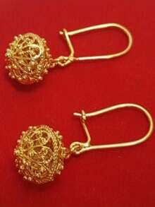 Luxury Floral Hollow Ball Pendant Earrings, Handmade Pure Copper Jewelry For Women, Suitable For Daily Wear, Ideal Gift Choice - Gold - View 1