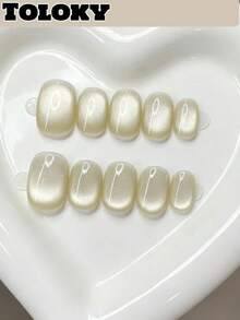 Toloky 短圓形裸色奶白色貓眼穿戴甲，極簡風假指甲，簡約溫柔霧面珍珠光 Coquette 手工可重複使用假指甲片，適合辦公室日常休閒美甲、返校季、Y2K 風格夏季美甲、日常旅行度假 - 彩色 - 查看 1