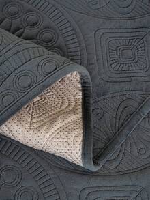1pc Geometric 3D Solid Color Dutch Velvet Quilted Embroidered Sofa Cushion, Minimalist Style, Non-Slip Back, Pet-Friendly, Soft Multi-Functional Anti-Dirt Anti-Dust, Holiday Decor Sofa Cushion, Backrest Cover Armrest Cover Universal, All-Season Sofa Cover - Dark Grey - View 7