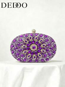 Este Nuevo Bolso de Noche de Forma Ovalada Está Adornado con Brillantes Diamantes de ImitacióDisponidos en un PatróTipo Girasol, y Viene con una Correa de Cadena en Tono Dorado. Se puede - Morado - Ver 2