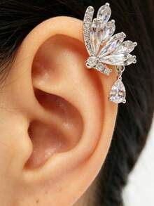 1pc Exquisite Elegant Butterfly Fairy Wing Water Drop Zirconia Ear Cuff, Niche Design No Piercing Copper Ear Accessory, High-End Women's Daily Evening Wedding Commute Style - Butterfly Wing Ear Bone Clip - View 3