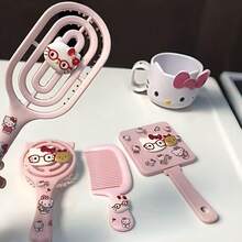 Sanrio 1/4件組 Hello Kitty 毛絨造型鏤空肋梳按摩氣墊梳，氣墊直髮梳鏡子套組，舒適好用，防靜電且不傷髮，實用護髮氣墊梳，適合情人節、生日禮物、旅行配件、化妝配件、節日派對、開學季、畢業季、浴室用品 - 卡通 - 查看 10