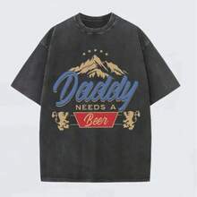 Papi Necesita Una Cerveza Camiseta Vintage Lavada |   Algodón de 230 gramos de peso pesado |   Ropa Urbana Retro de Corte Holgado y Extragrande |   Idea de regalo para el Día del Padre para - Negro - Ver 1