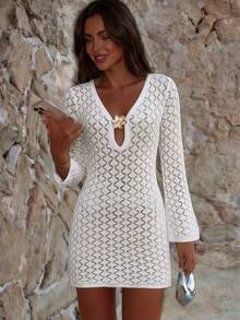Women's Summer Knit Mini Skirt, Short Skirt With Tie Waist, Deep V-Neck And Floral Decoration, Sexy Bohemian Dress For Vacation And Beach - 米色 - 查看 1