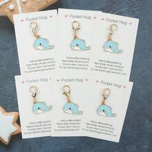 3 Stücke/6 Stücke süßer kleiner Delfin Schlüsselanhänger, Ozean-Thema Anhänger, perfekt als Rucksack-Anhänger, dekoratives Geschenk, kleiner Anhänger für Freunde, inspirierende Belohnung. Neuartiger Schlüsselanhänger. - Verschiedenfarbig - Übersicht 8