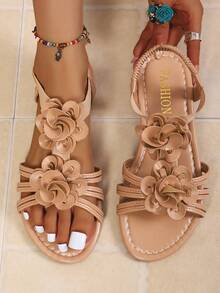 Fashion Women's Floral Decor Flat Sandals Bohemian Style Roman Sandals Elegant Comfortable Outdoor Women's Shoes Plus Size Soft Sole Open Toe Cross Strap Back Elastic Ankle Strap Design Suitable For Beach Vacation Dating Commuting Daily Wear - Apricot - View 1