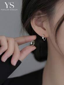 Đá zircon xoắn màu bạc