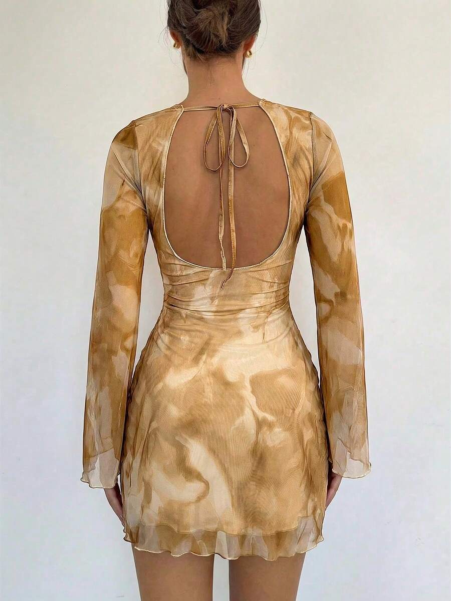 Vestido corto de mujer con mangas acampanadas, parches de malla y espalda descubierta, otoño - Albaricoque - Ver 1