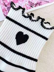 5 Pairs Women's Black & White Minimalist Striped Ruffle Edge Heart & Letter Mid-Calf Socks, Suitable For Daily Wear - Multicolor - View 6
