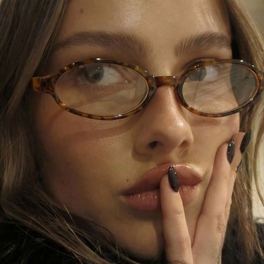 2 piezas Gafas de mujer con montura ovalada y lentes planos, Gafas de ordenador con estilo retro Y2K, Montura ovalada pequeña personalizada para uso diario - 1 marco con estampado de leopardo - Ver 1