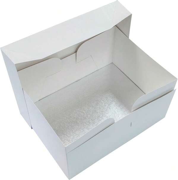 Culpitt 18 X 11 Cake Board & White Cake Box Combo, Oblong Silver Fern Cake Drum With Matching Box, 0.5'' (13mm) Thick, Rectangular Cake Transport, TEVF