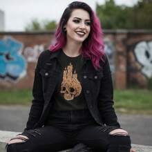 Camiseta Gótica con Calavera, Camiseta con Gráfico de Calavera y Vela, Camiseta de Arte de Tatuaje, Camiseta Negra, Estilo Oscuro, Regalo para Fanáticos Macabros, Amantes del Horror, Estétic - Negro - Ver 3