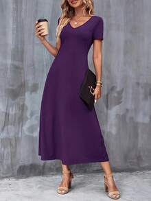 Casual V-Neck Short Sleeve Dress With Pockets. Solid Color, Machine Washable, Versatile For All Seasons. - Bold Plum - 查看 4