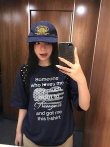 Y2K 夏季美式風海軍藍愛心字母印花休閒寬鬆女款短袖上衣，適合夏季穿搭 - 藏藍 - 查看 1