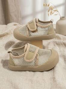 1 Paio di Sandali Sportivi Traspiranti in Rete Kaki per Bambini, Scarpe Casual con Punta Chiusa e Chiusura a Strappo, Scarpe Leggere per Passeggiate Estive all'Aperto e in Spiaggia, Adatte per Uso Quotidiano a Casa/Gioco/Vacanza in Spiaggia - Cachi - Visualizzare 3