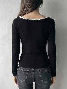 Top elegante de mujer de terciopelo polar con cuello cuadrado, manga larga, ribete festoneado en contraste blanco y negro, ajuste ceñido, camiseta básica para capas en otoño e invierno - Negro - Ver 2