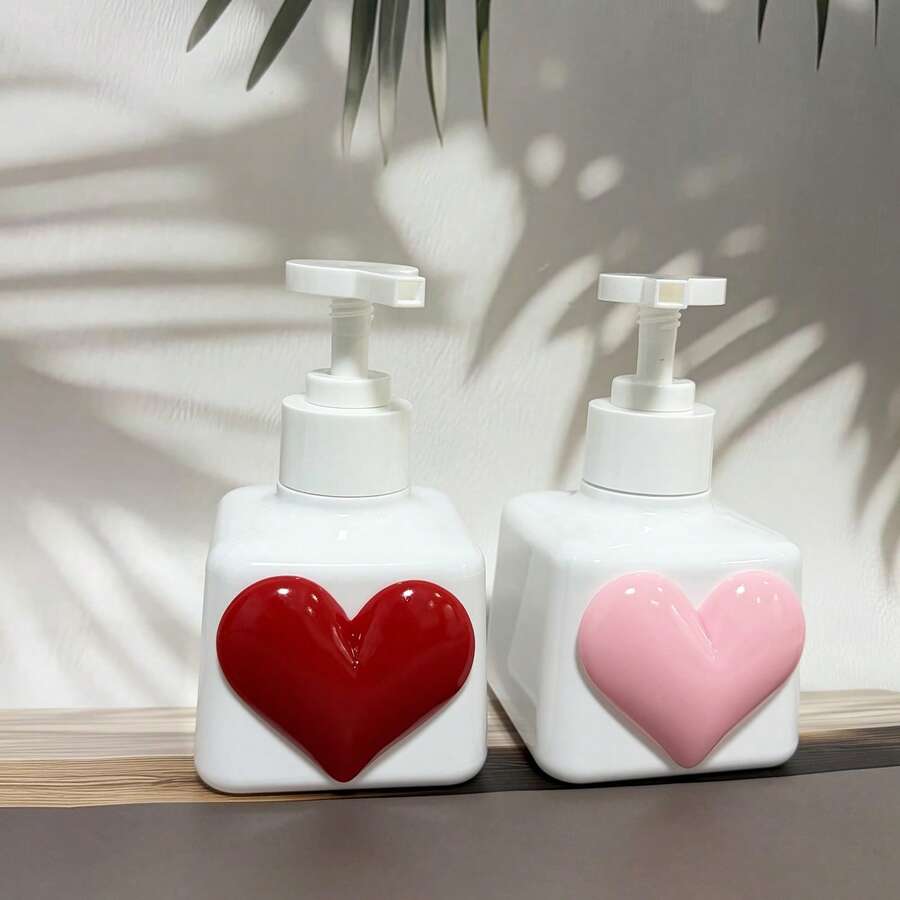 White Heart-Shaped Squeeze Empty Bottle Red Pink Heart Style, Suitable For Hand Soap/Body Wash/Shampoo/Lotion/Makeup Remover/Cosmetics, Portable Squeeze Bottle, Suitable For Hotel And Daily Use, Holiday Essential, Home And Travel Essential - Multicolor - View 1
