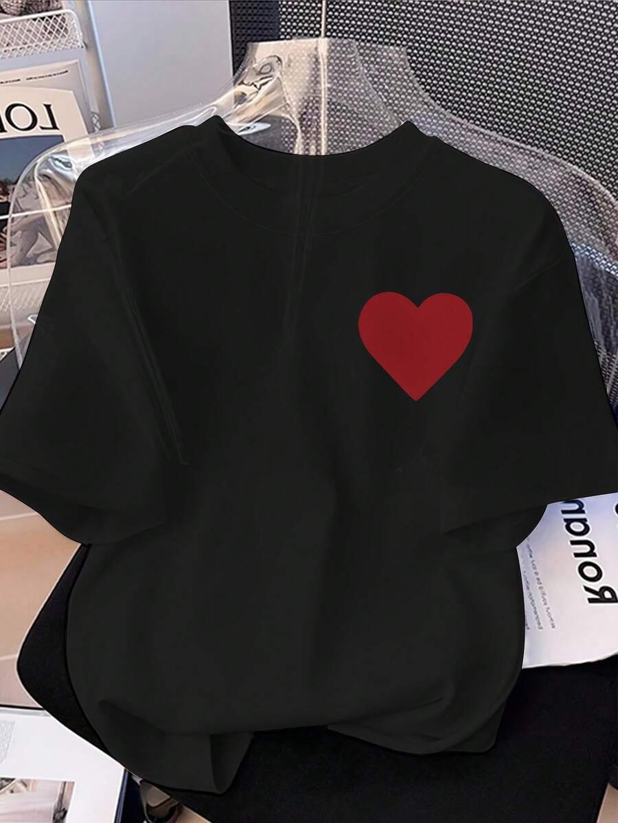 Short-Sleeved T-Shirt With Round Neck And Red Heart Print 9TDB - Black - View 1