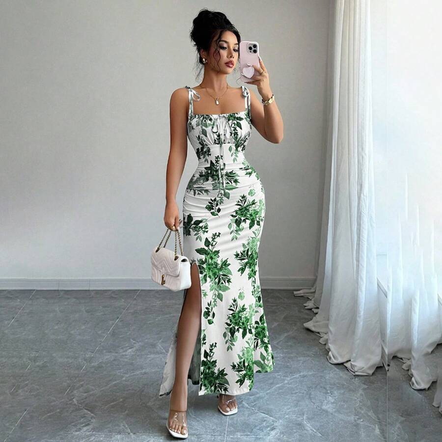 Women's Floral Mermaid Maxi Dress With Thin Straps And Bow, Square Neck, Ruched, Bodycon, For Wedding Guests, Beach Vacations And Date Nights. - 綠色 - 查看 1